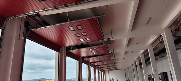 红山街道工业翻板门