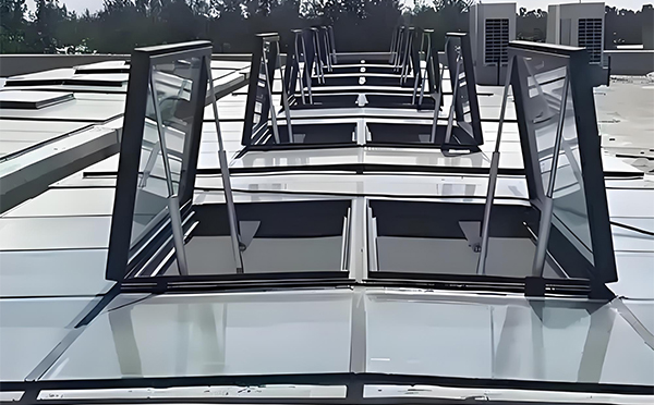 红山街道排烟窗