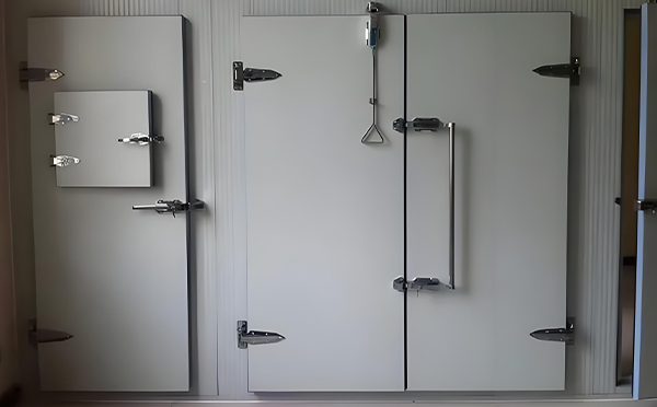 红山街道冷库门