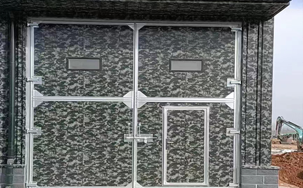 红山街道工业平开门