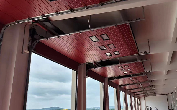 红山街道工业翻板门