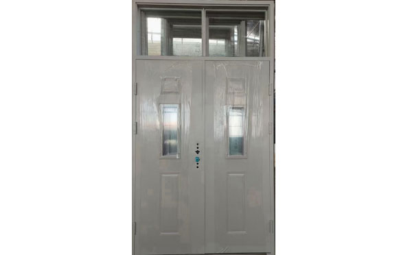 红山街道学校教室门